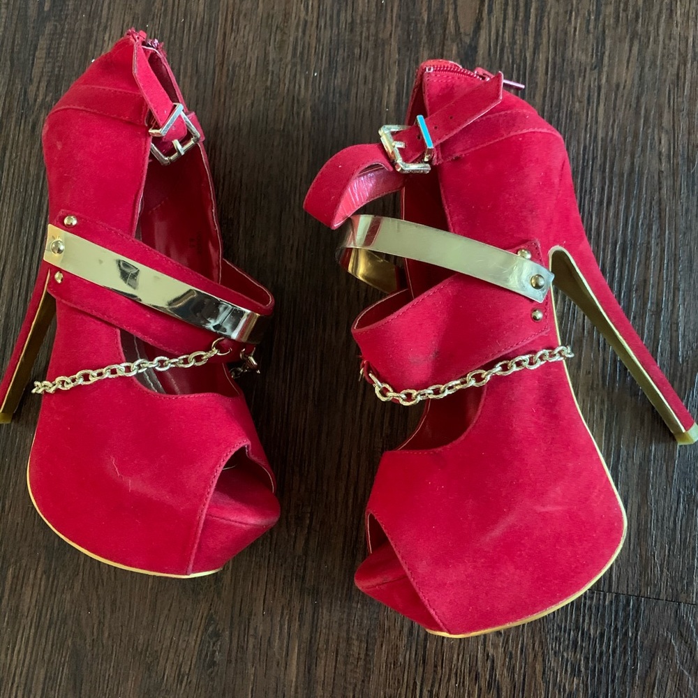 6.5 Red Highs Fashioned Heels